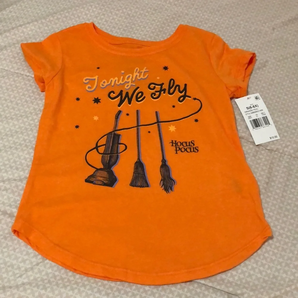 Hocus Pocus T - Picture 1 of 4